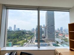 UE Square (D9), Office #630600791